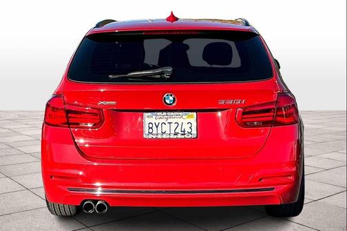 2019 BMW 330 xDrive