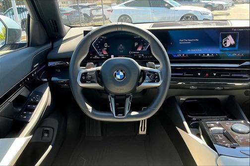 2025 BMW 530 i