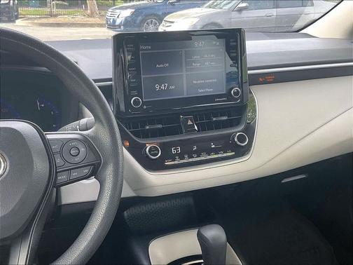 2022 Toyota Corolla Hybrid LE