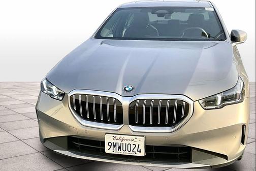 2024 BMW 530 Sedan