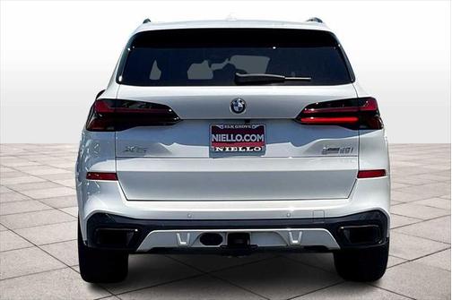 2025 BMW X5 xDrive40i