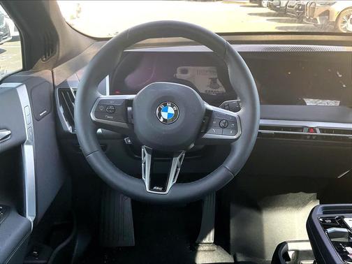 2025 BMW iX xDrive50