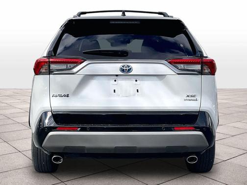 2024 Toyota RAV4 Hybrid SE