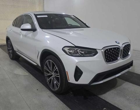 2024 BMW X4 xDrive30i
