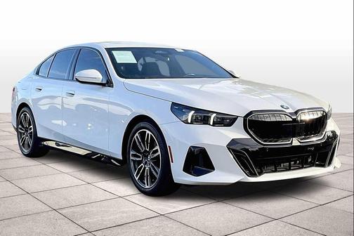 2024 BMW 530 i