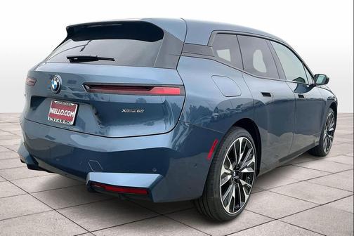 2026 BMW iX xDrive60