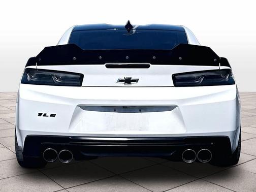 Summit White 2017 Chevrolet Camaro 1SS