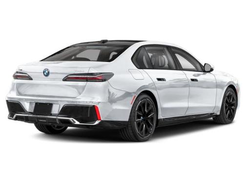 2026 BMW 750e i xDrive