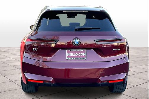 2026 BMW iX xDrive60