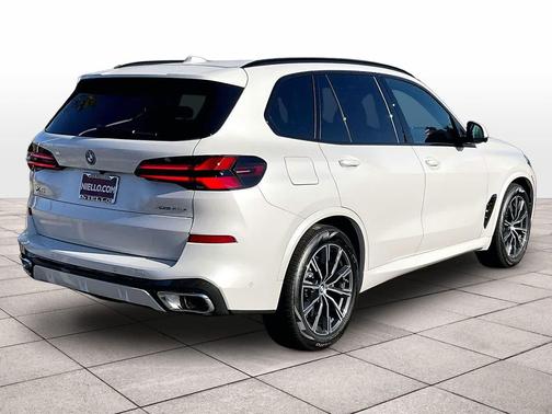 Mineral White Metallic 2026 BMW X5 PHEV xDrive50e