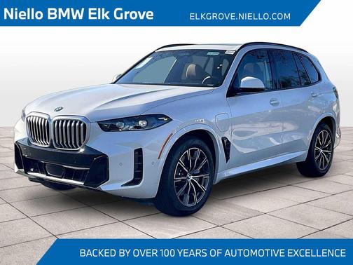 Mineral White Metallic 2026 BMW X5 PHEV xDrive50e