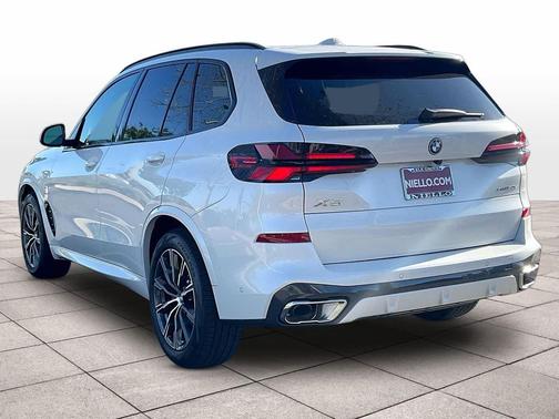 Mineral White Metallic 2026 BMW X5 PHEV xDrive50e