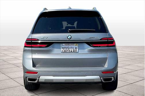 2023 BMW X7 xDrive40i