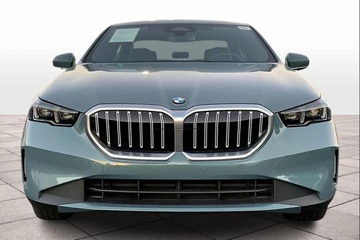 2024 BMW 530 Sedan