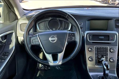 2015 Volvo S60 T5 Premier