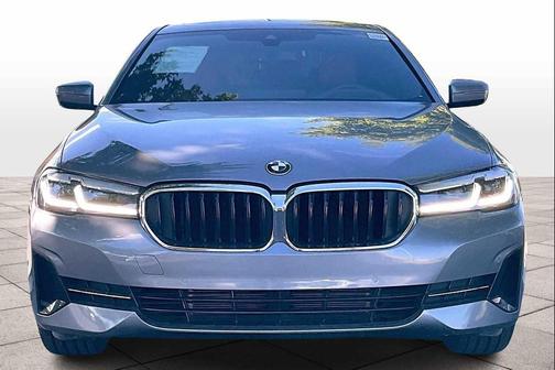 2023 BMW 530 i