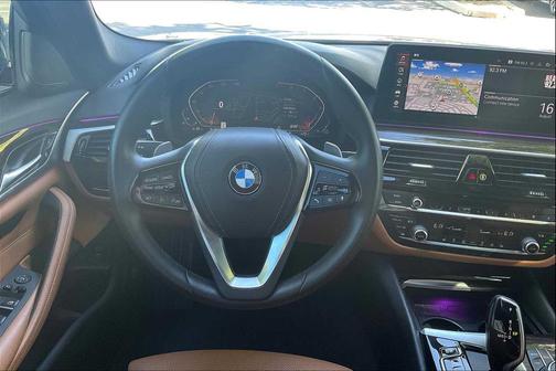 2023 BMW 530 i