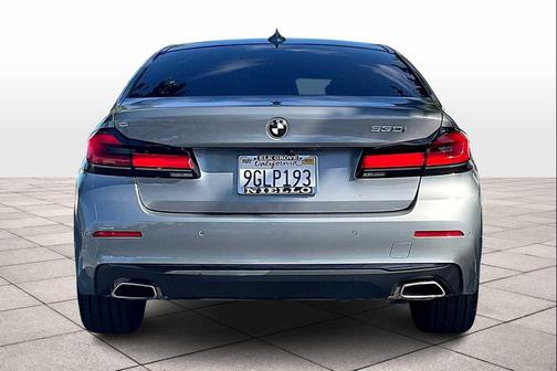 2023 BMW 530 i