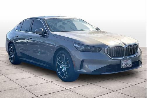 2025 BMW i5 xDrive40