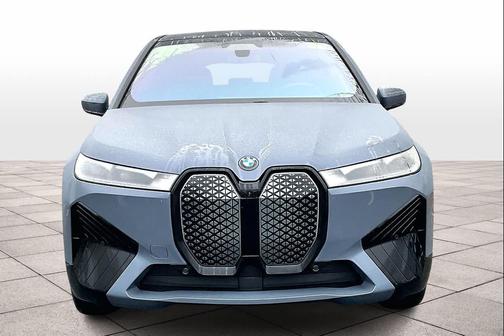 2025 BMW iX xDrive50