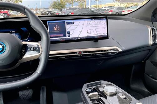 2025 BMW iX xDrive50