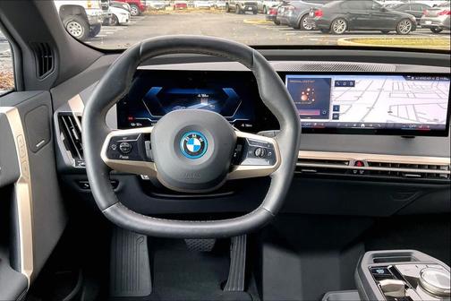 2025 BMW iX xDrive50
