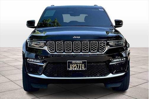 2023 Jeep Grand Cherokee Summit