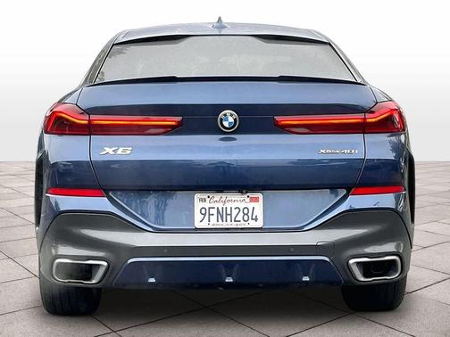 2021 BMW X6 xDrive40i