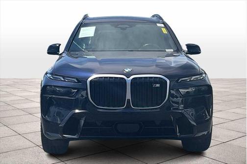 2025 BMW X7 M60i