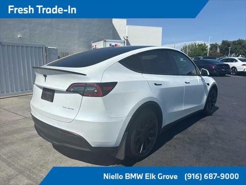 2021 Tesla Model Y Long Range Dual Motor All-Wheel Drive