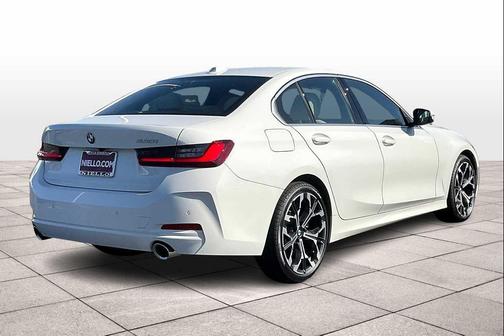 2025 BMW 330 i