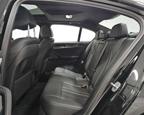 2022 BMW 530 i xDrive