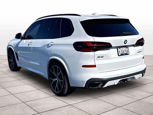 Alpine White 2024 BMW X5 PHEV xDrive50e