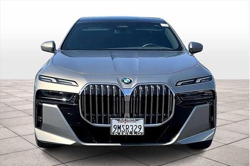 2024 BMW 740 i xDrive