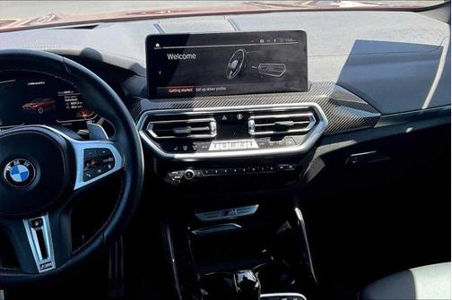 2025 BMW X4 M40i