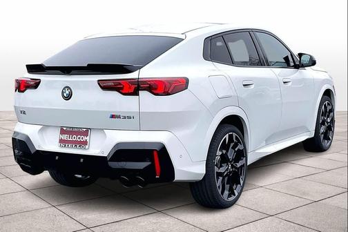2026 BMW X2 M35i