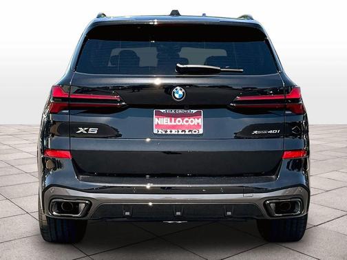 Black Sapphire Metallic 2026 BMW X5 xDrive40i