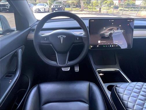 Pearl White Multi-Coat 2022 Tesla Model Y Performance Dual Motor All-Wheel Drive