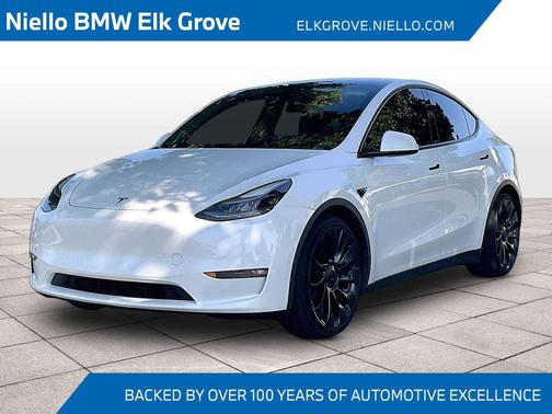 Pearl White Multi-Coat 2022 Tesla Model Y Performance Dual Motor All-Wheel Drive