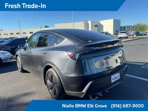 2026 Tesla Model Y Long Range Dual Motor All-Wheel Drive
