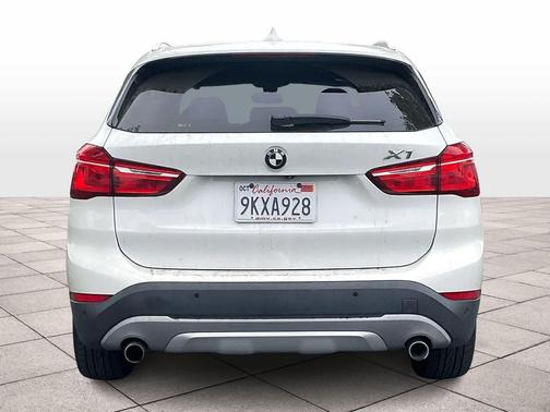 Alpine White 2017 BMW X1 xDrive 28i