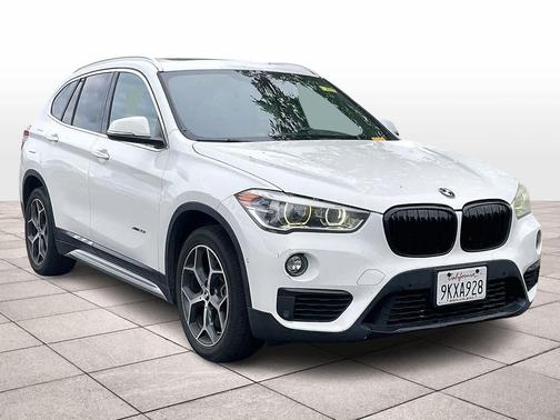 Alpine White 2017 BMW X1 xDrive 28i