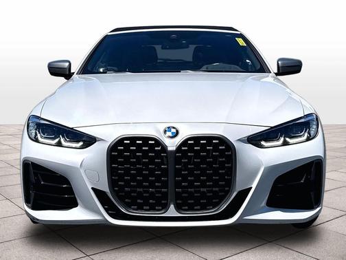 Mineral White Metallic 2022 BMW M440 i