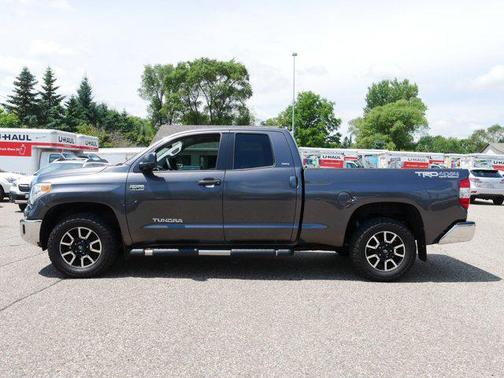 2016 Toyota Tundra SR5