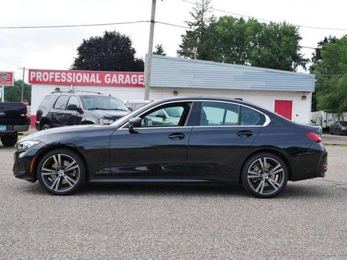 2024 BMW 330 i xDrive