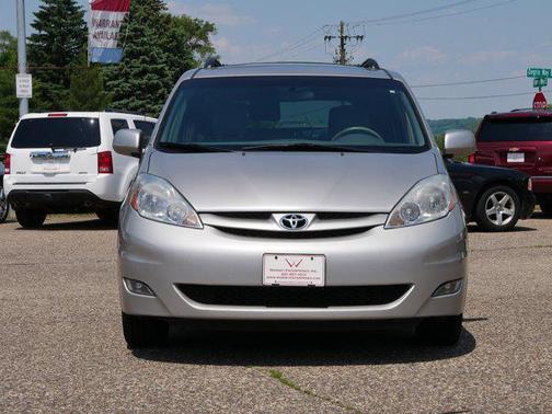 2010 Toyota Sienna XLE Limited