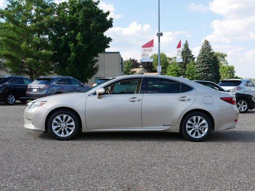 2014 Lexus ES 300h Base