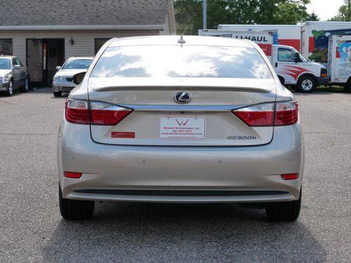 2014 Lexus ES 300h Base