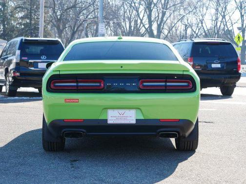 2015 Dodge Challenger R/T Plus