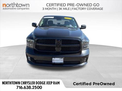 2017 RAM 1500 Express Quad Cab 4x4 64' Box